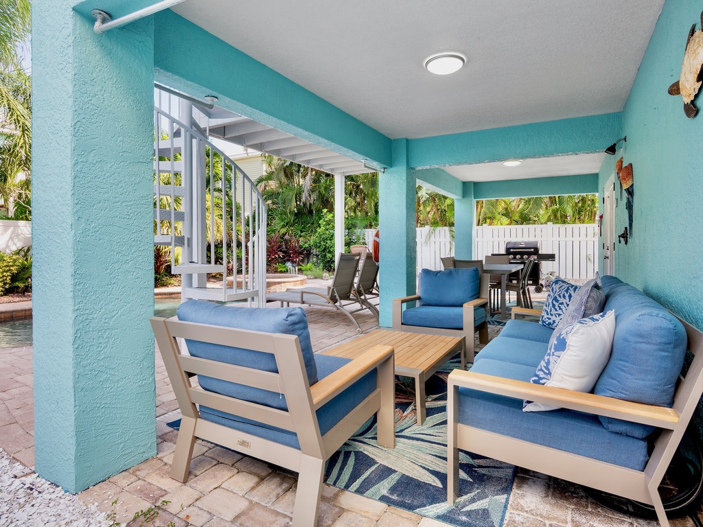 Outdoor dining area and BBQ grill