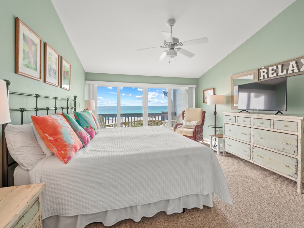 Primary Bedroom - King