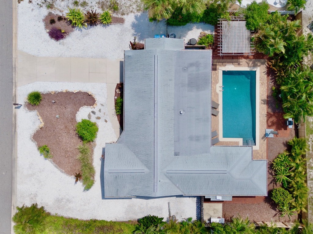 Retreat Royale by Anna Maria Island Accommodations