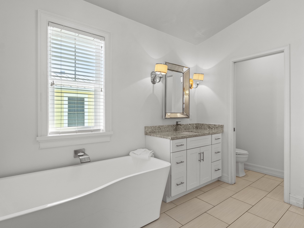 Primary Bathroom, Ensuite