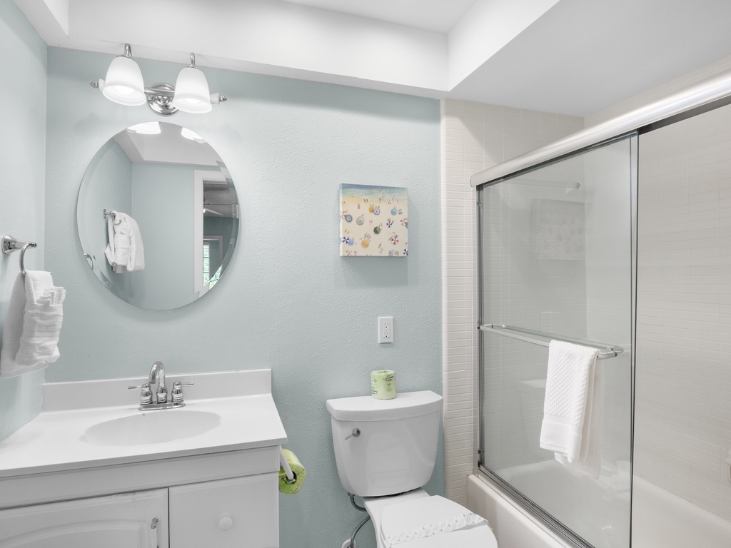 Second Bedroom, Ensuite