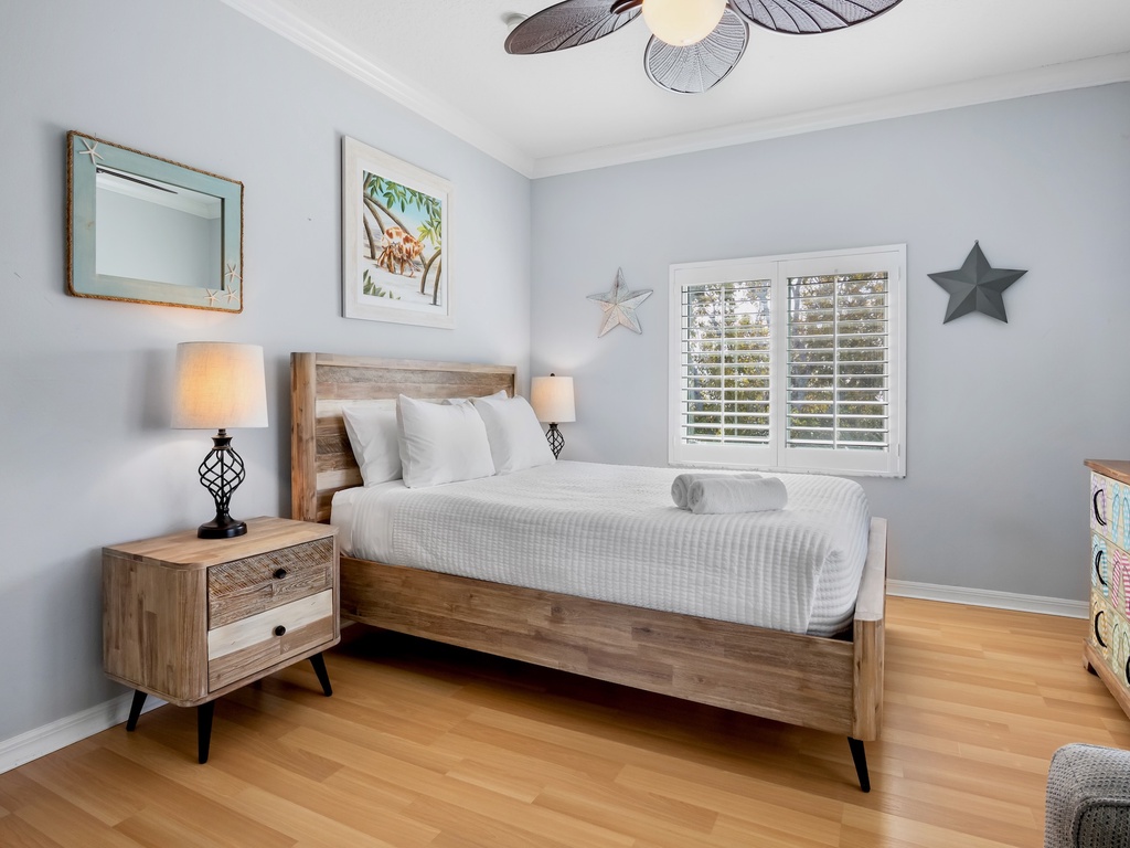 Second Bedroom, King bed