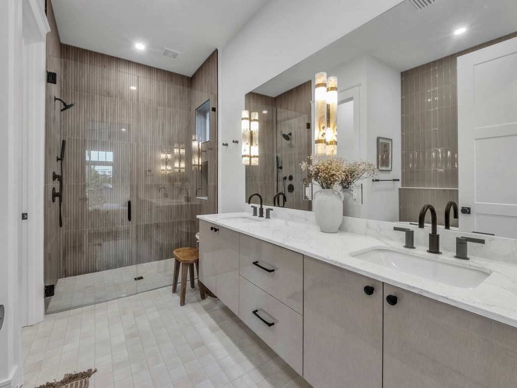 Primary Bathroom - Ensuite