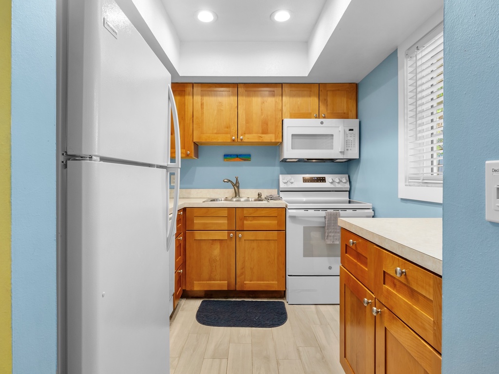 Fully equipped kitchen