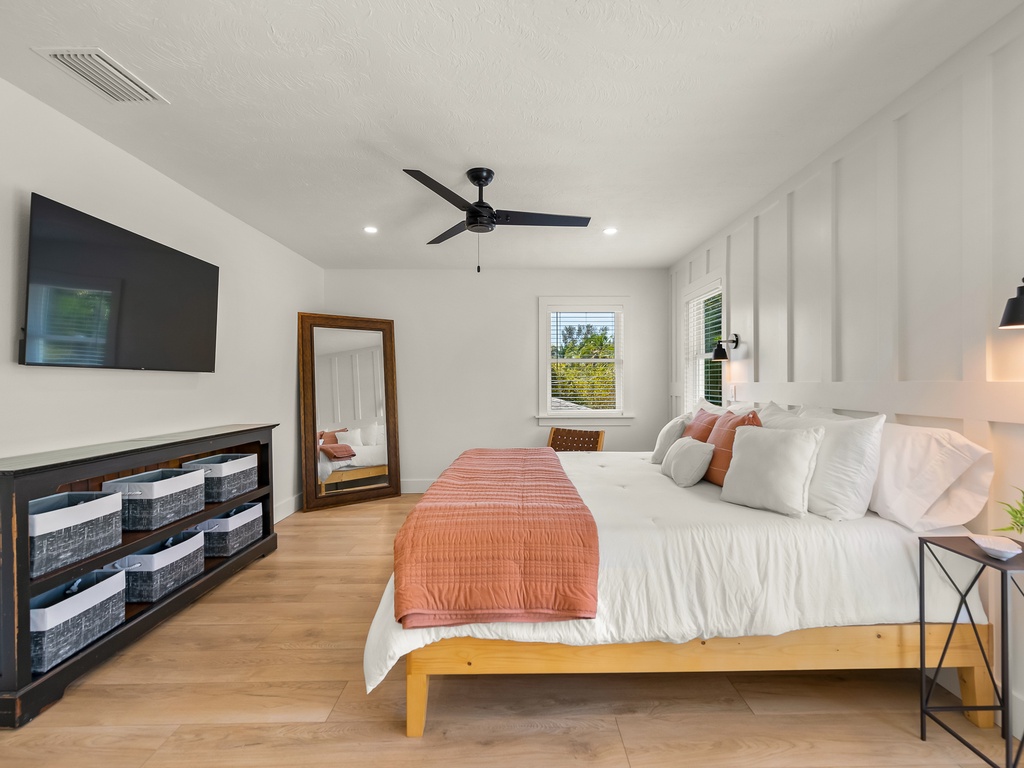 Primary Bedroom - King