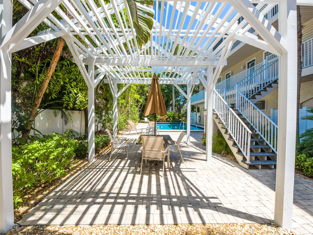 Outdoor Dining Area