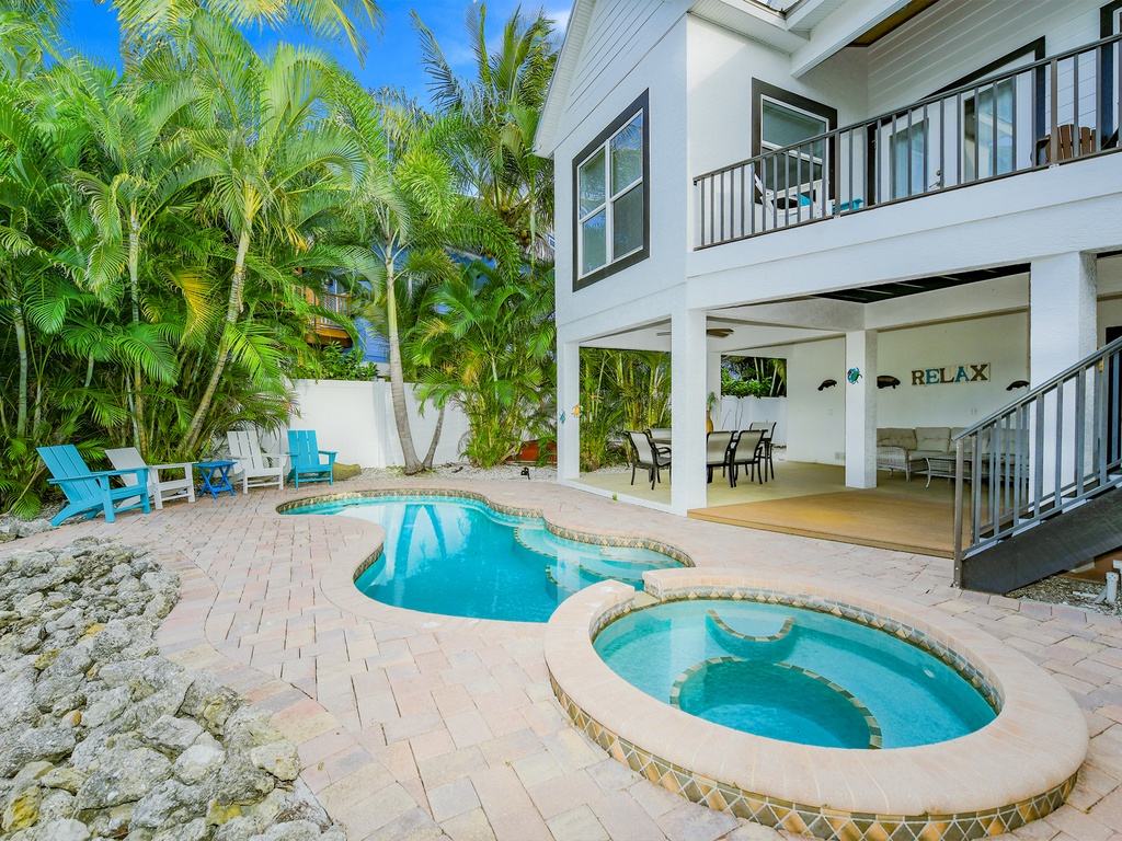 Private Pool and Spa