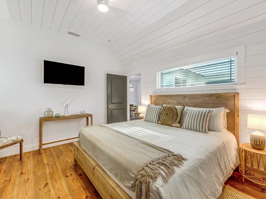 Primary Bedroom - King