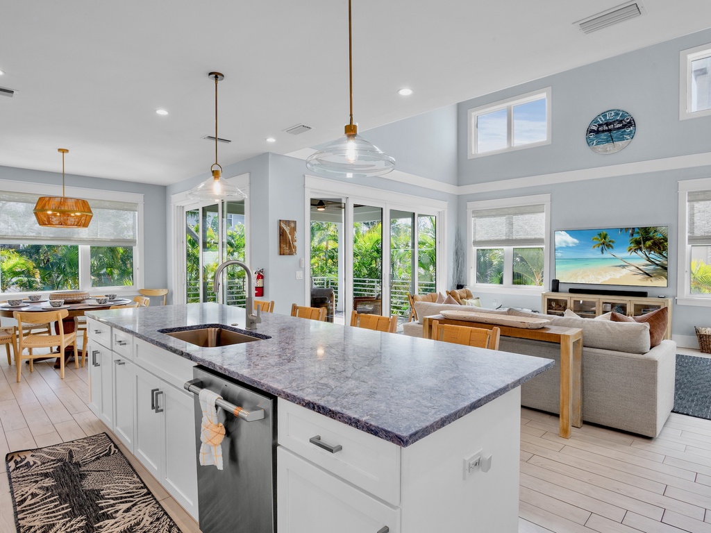 Fully equipped modern kitchen