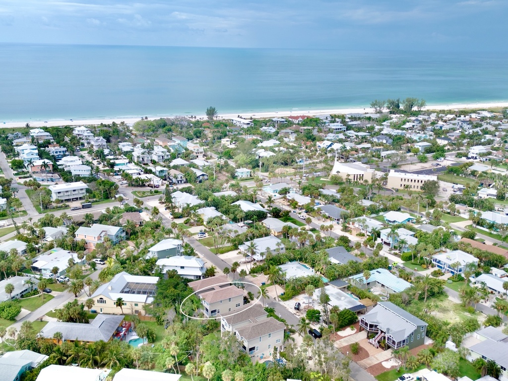 Quiet Palms by Anna Maria Vacations
