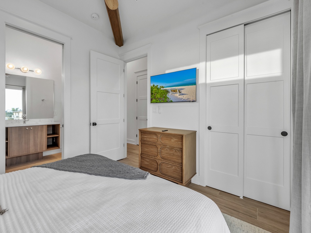 Fourth Bedroom - King