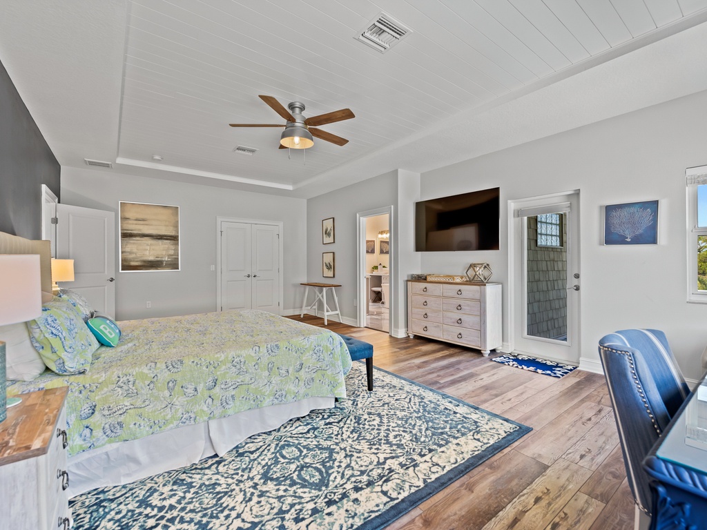 Primary Bedroom - King