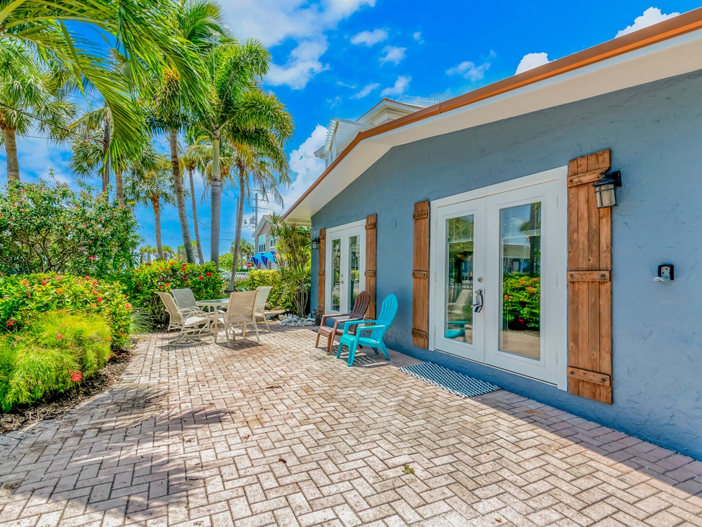 Coastal Hideaway by AMI Locals