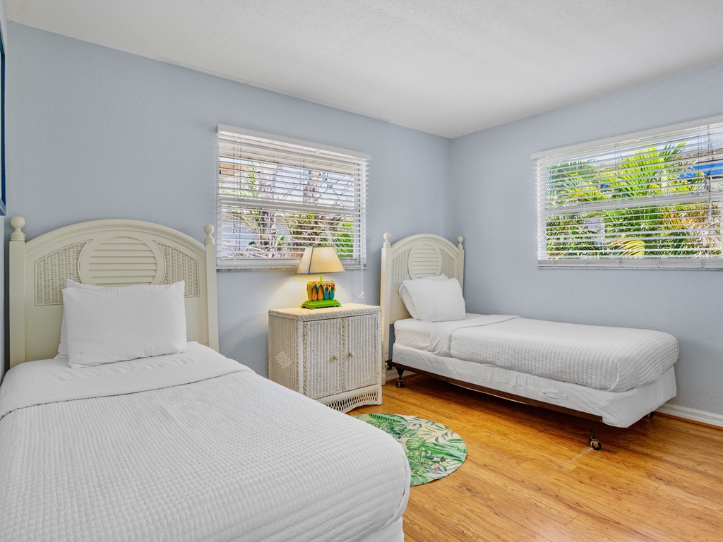Second Bedroom, 2nd Floor - Two Twin beds