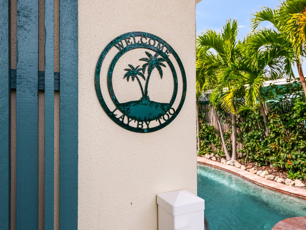 Lay'By, Too by AMI Locals