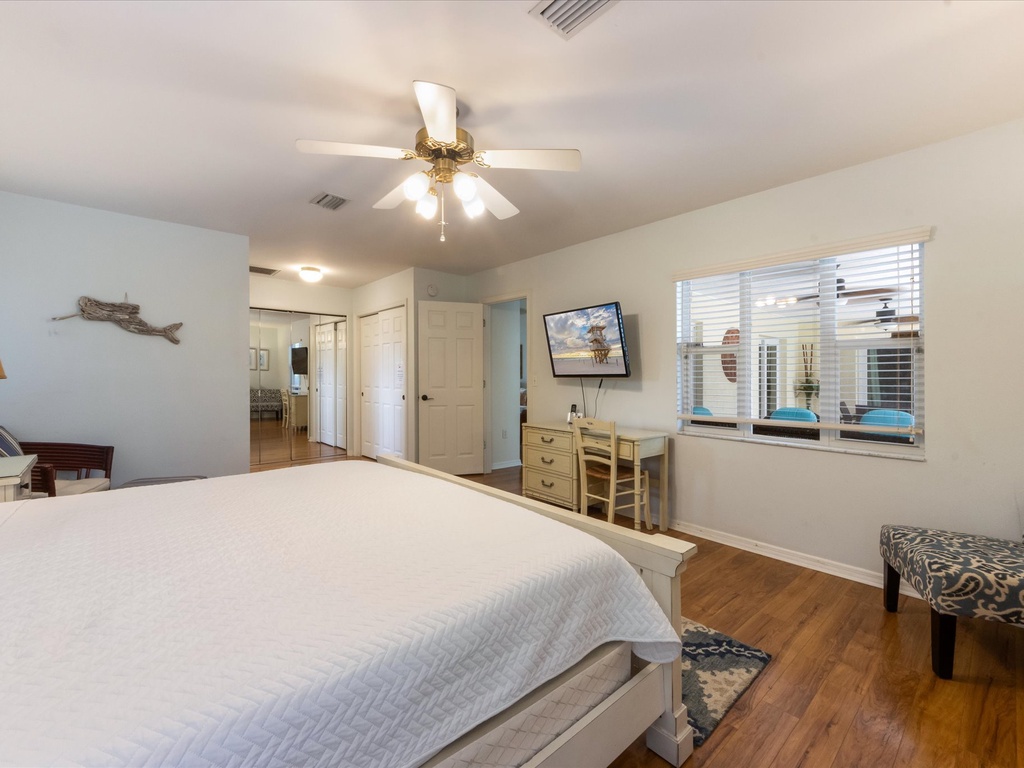 Primary Bedroom - King