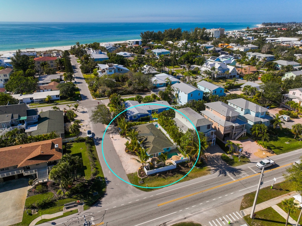 Private Palms by Anna Maria Island Accommodations