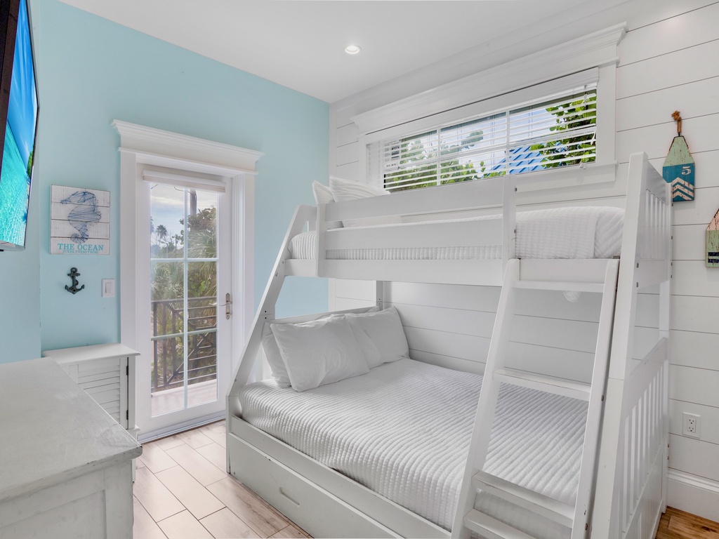Fifth Bedroom, Twin over Full bunk with trundle