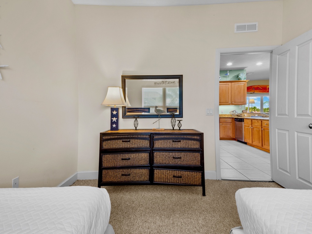 Second Bedroom, Two twin beds