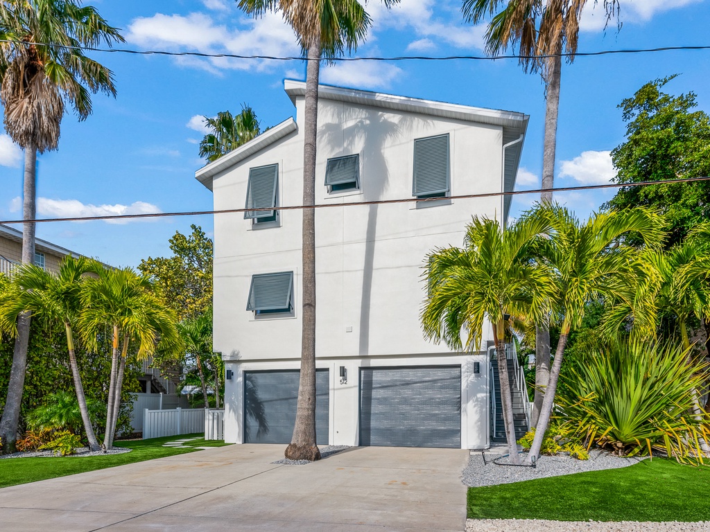 Charming front view of the house