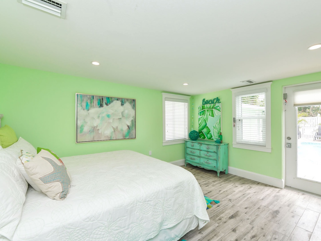 Primary Bedroom - King