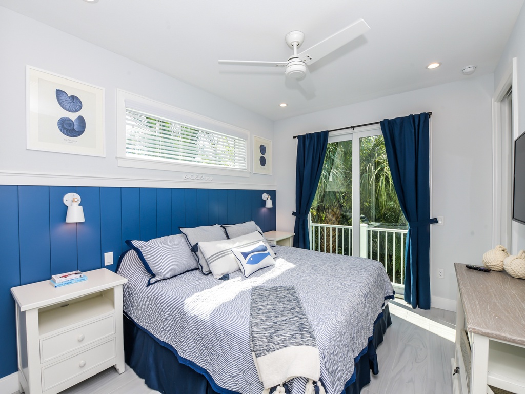 Primary Bedroom, King