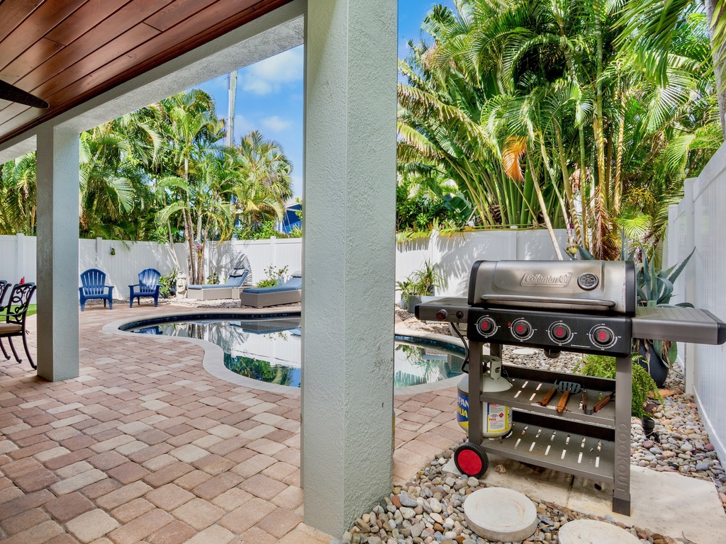 Private Pool with BBQ Grill