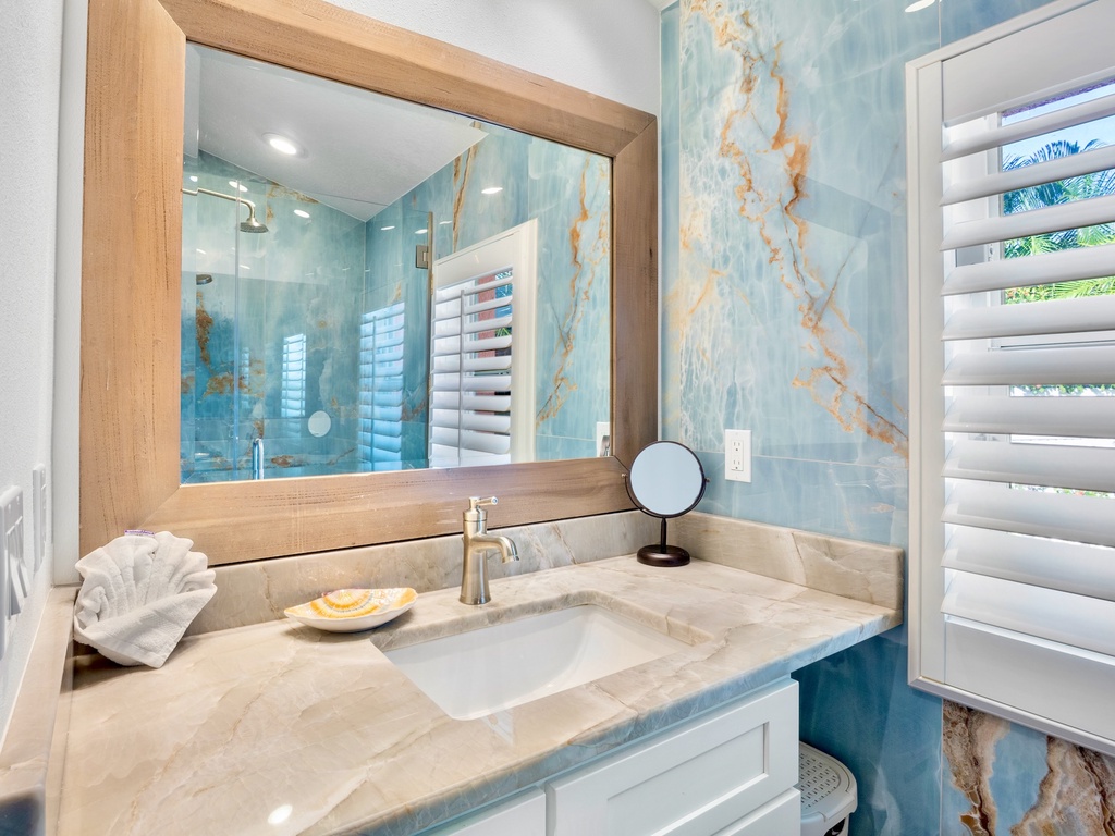 Primary Bedroom, Ensuite Bathroom