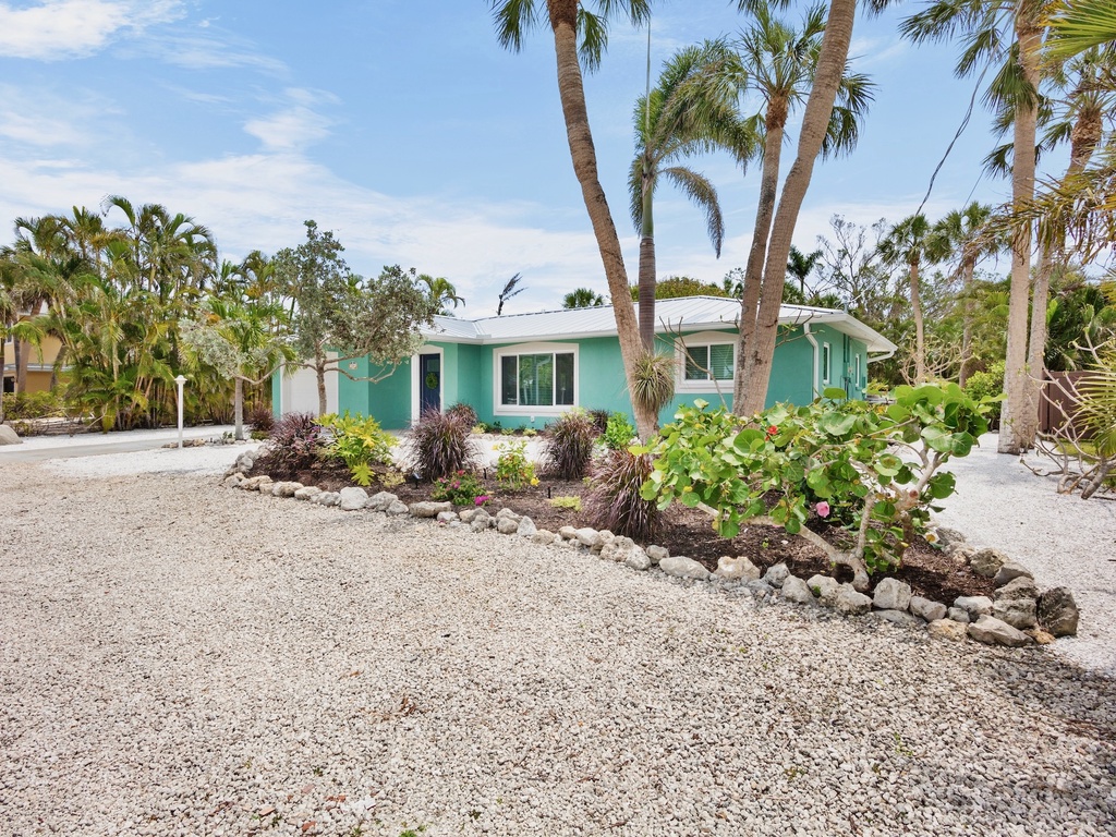 Casa Allegria by Anna Maria Island Accommodations