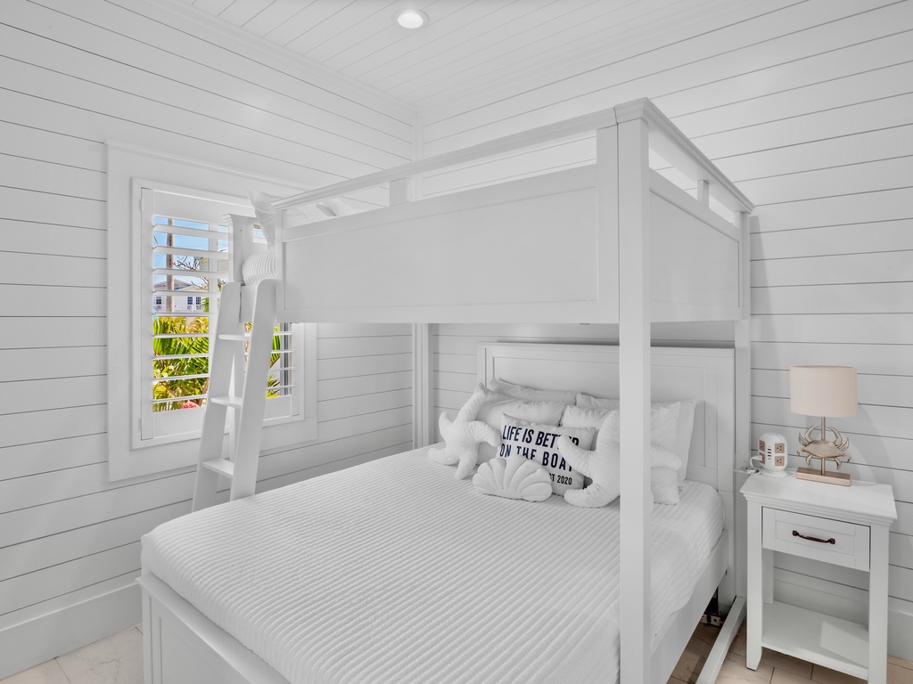 Fifth Bedroom, Full/Full Bunk, Duplex