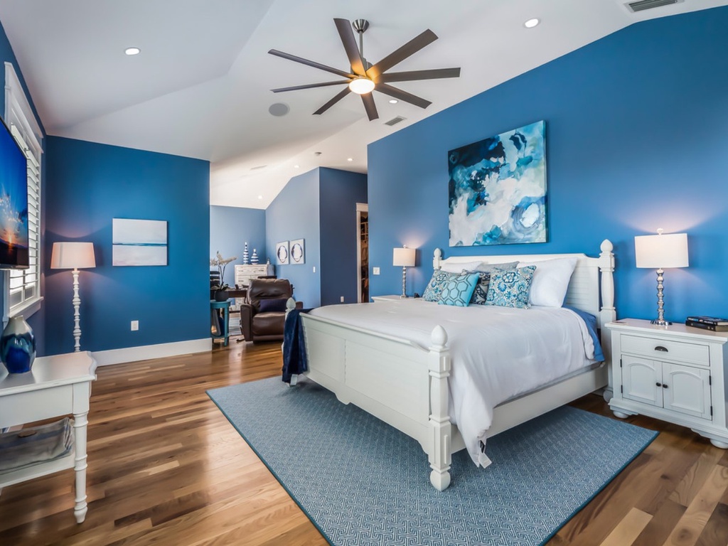 Primary Bedroom, King