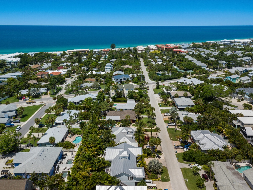 Ideally Positioned Coastal Property