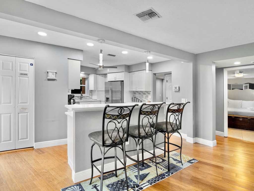 Breakfast Bar