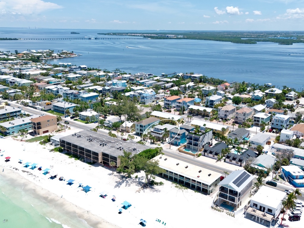 Beach Sunrise Villa by AMI Locals