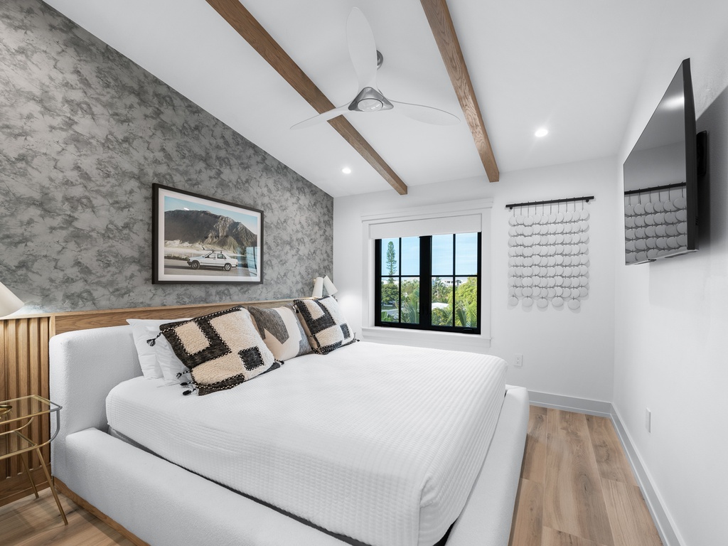 Fourth Bedroom, King