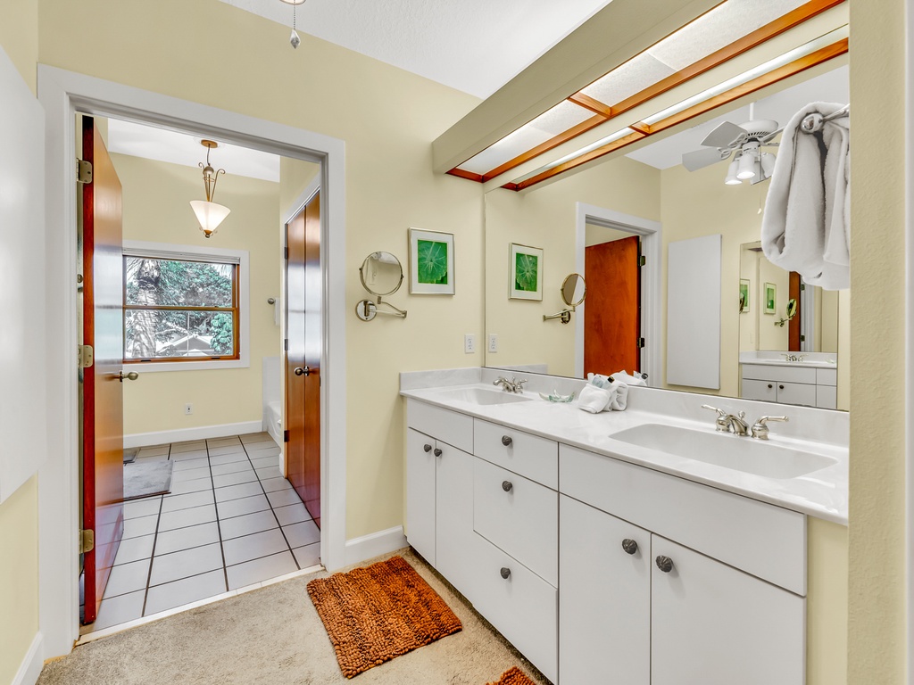 Primary En-Suite