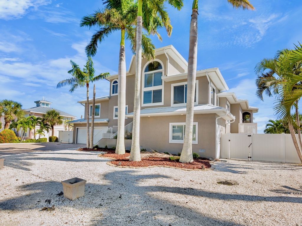 Beautiful front exterior of the house