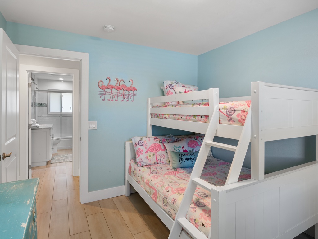 Fourth Bedroom - Twin/Full Bunk