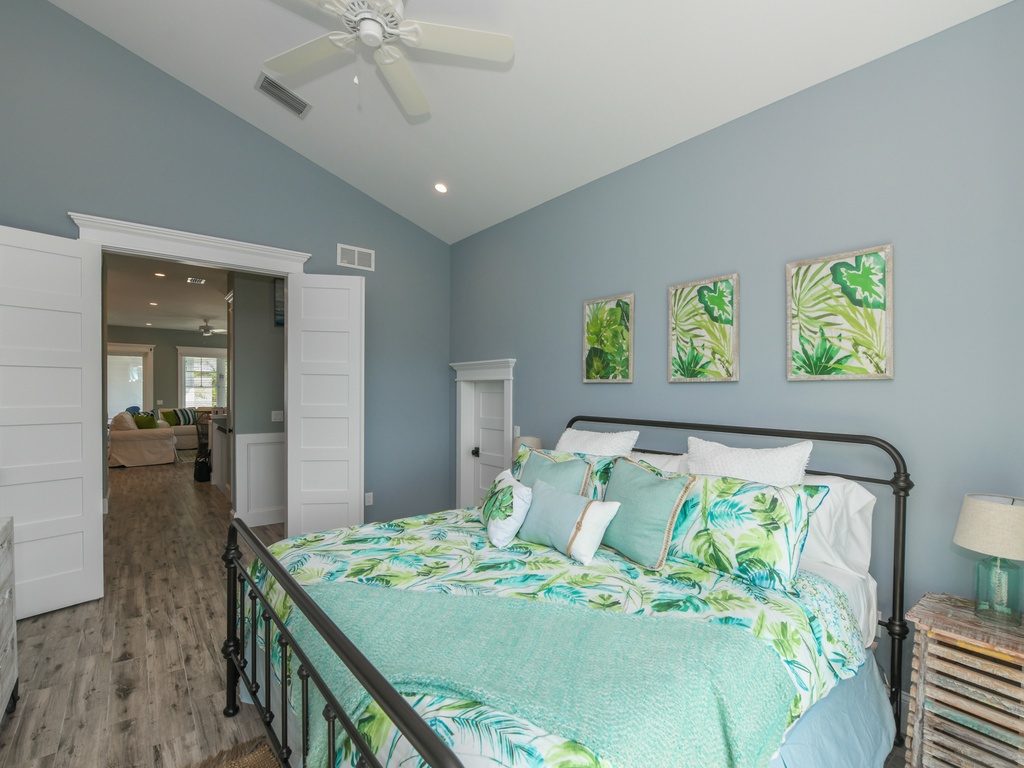 Primary Bedroom, King