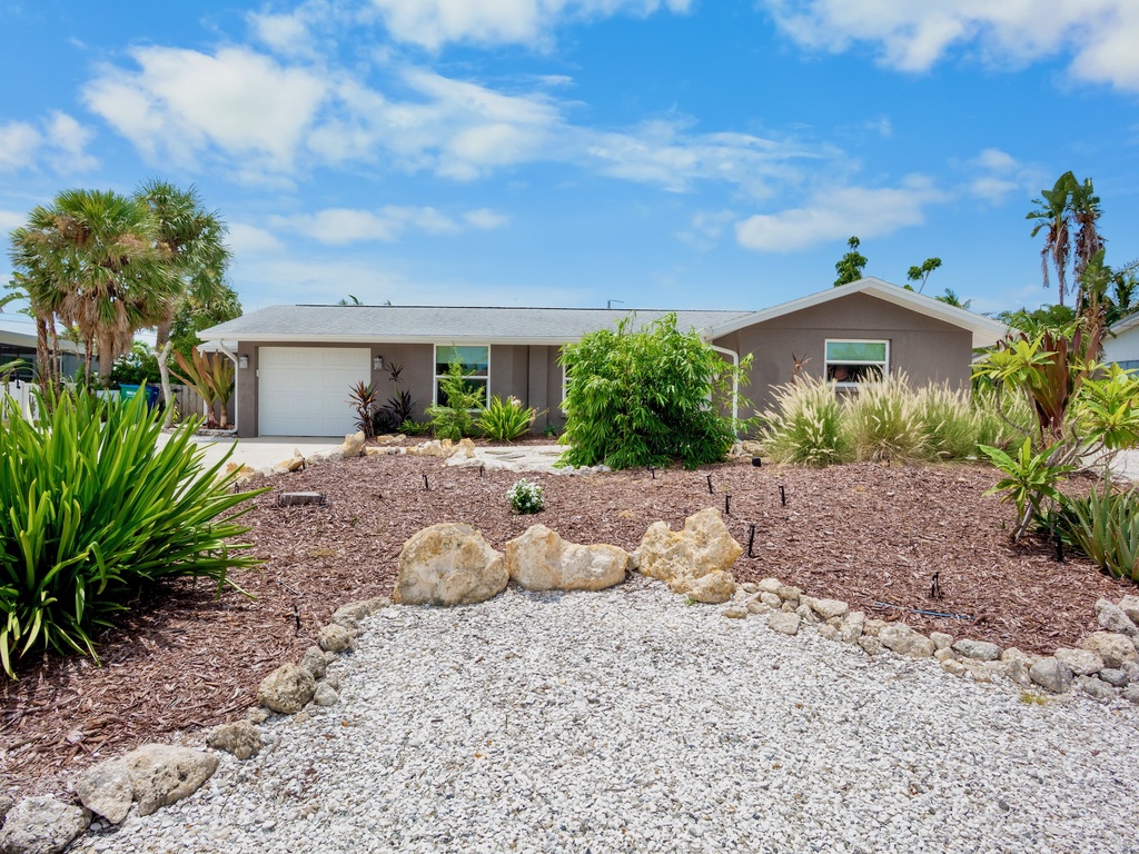 Inviting exterior design