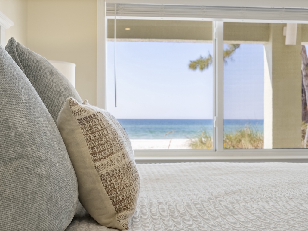 Primary Bedroom, King bed