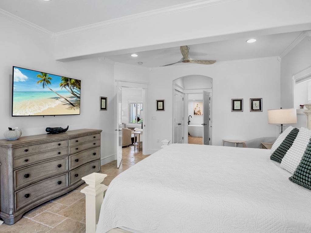 Primary Bedroom - King