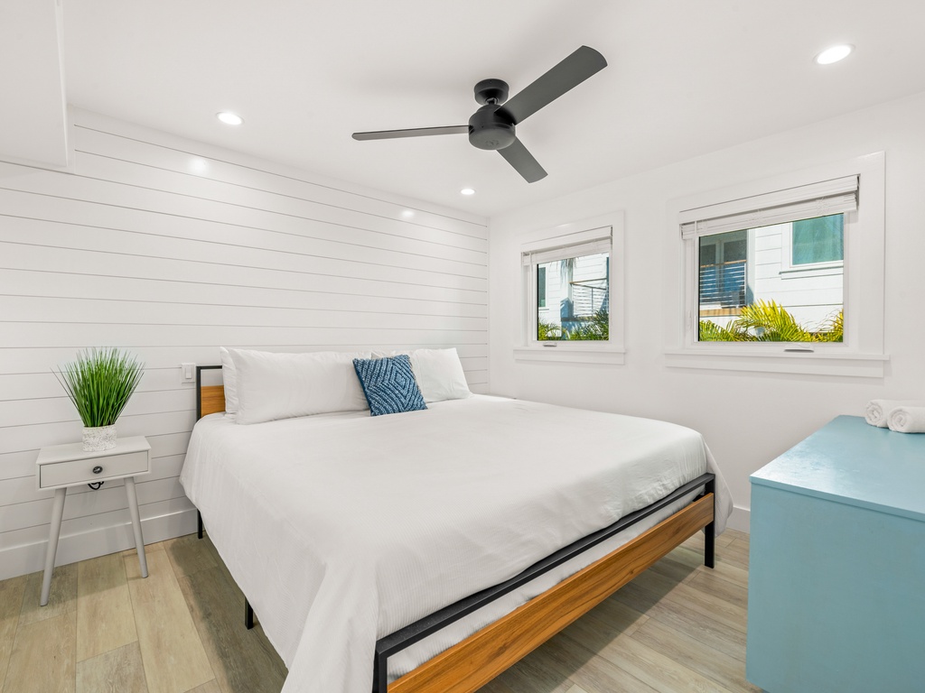 Primary Bedroom, King bed