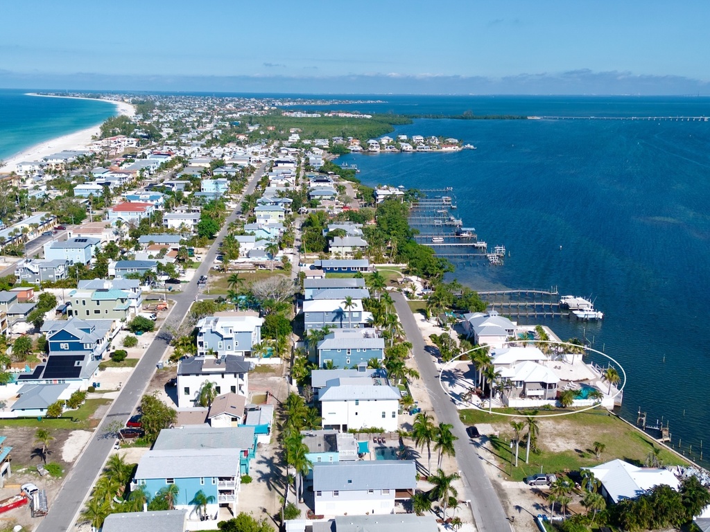 Perfectly positioned for island fun