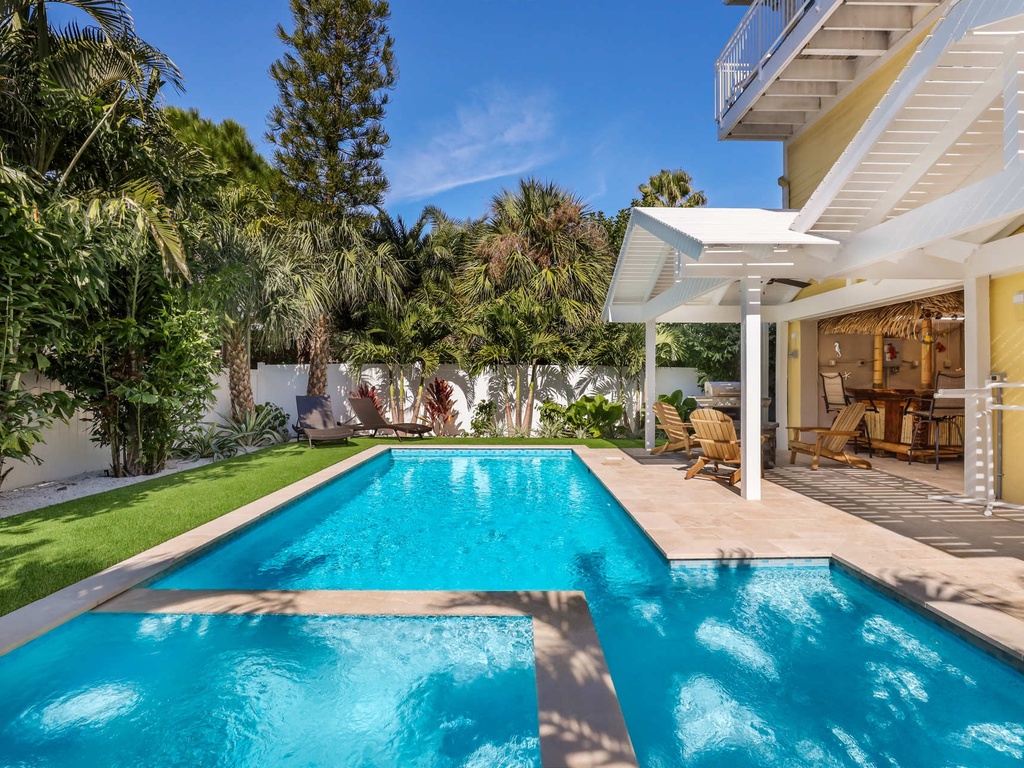 Private Pool with In-ground Spa