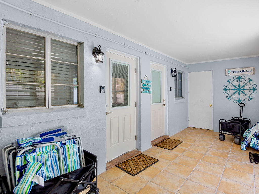 Front Entrance - Beach Supplies