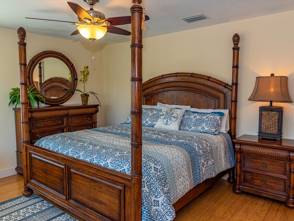 2nd floor Master En-Suite
