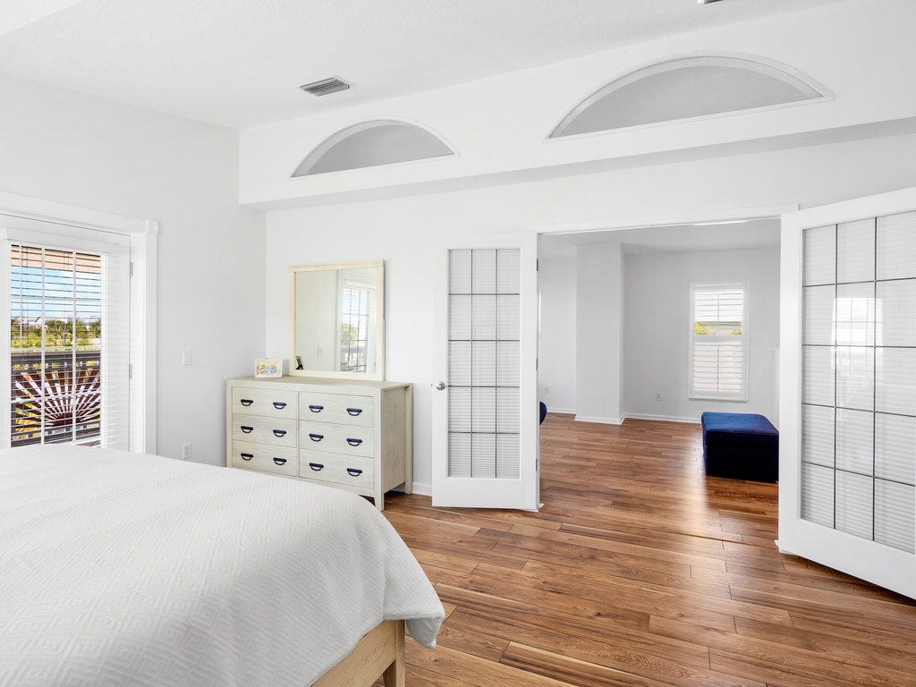 Primary Bedroom, King