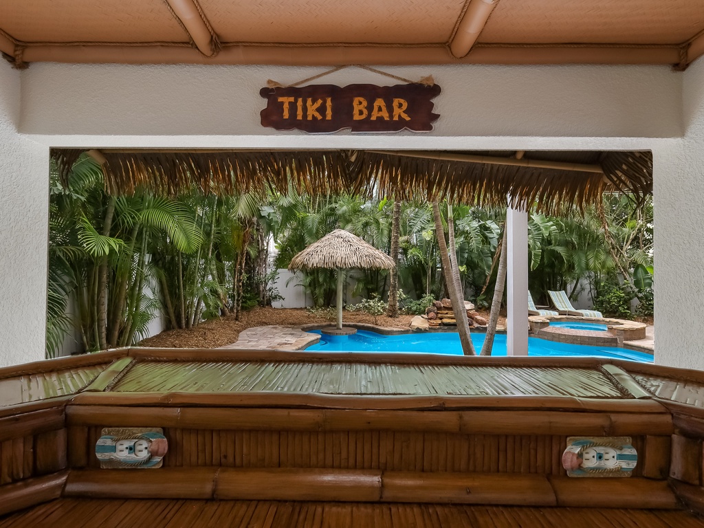 Tiki Bar