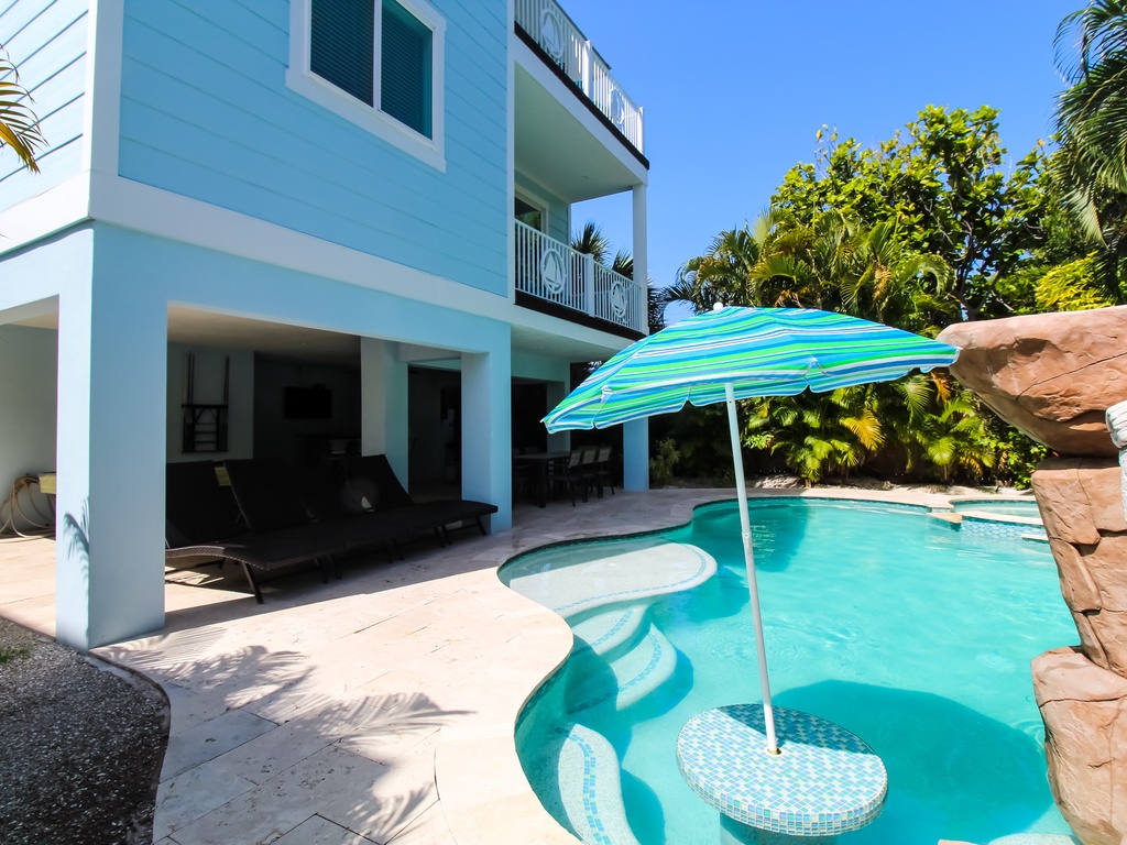 Private Pool and Spa